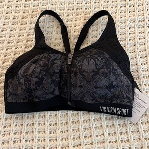 NWT Victoria Secret Sport bra…Size 32D